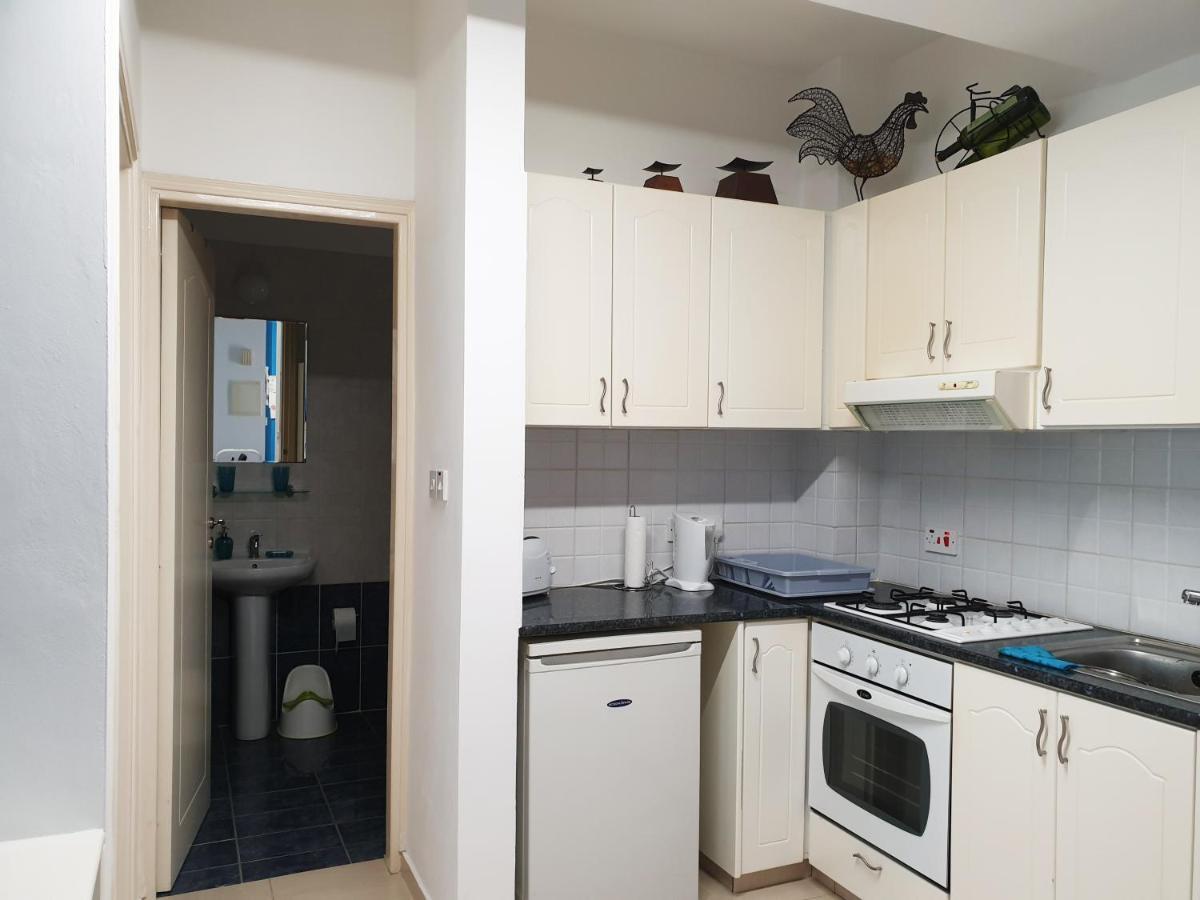 Psyche Harbor Apartment Paphos Exterior photo